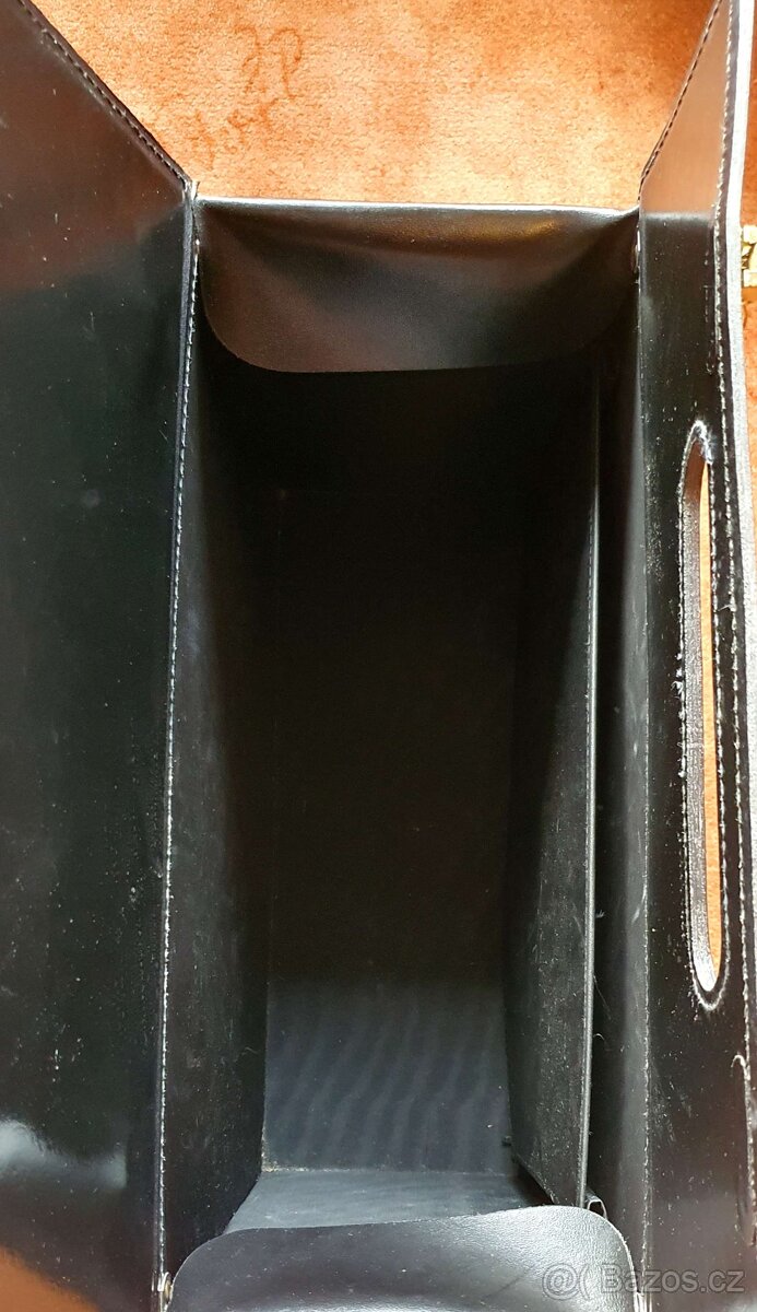 Kožený kufřík černý - 6