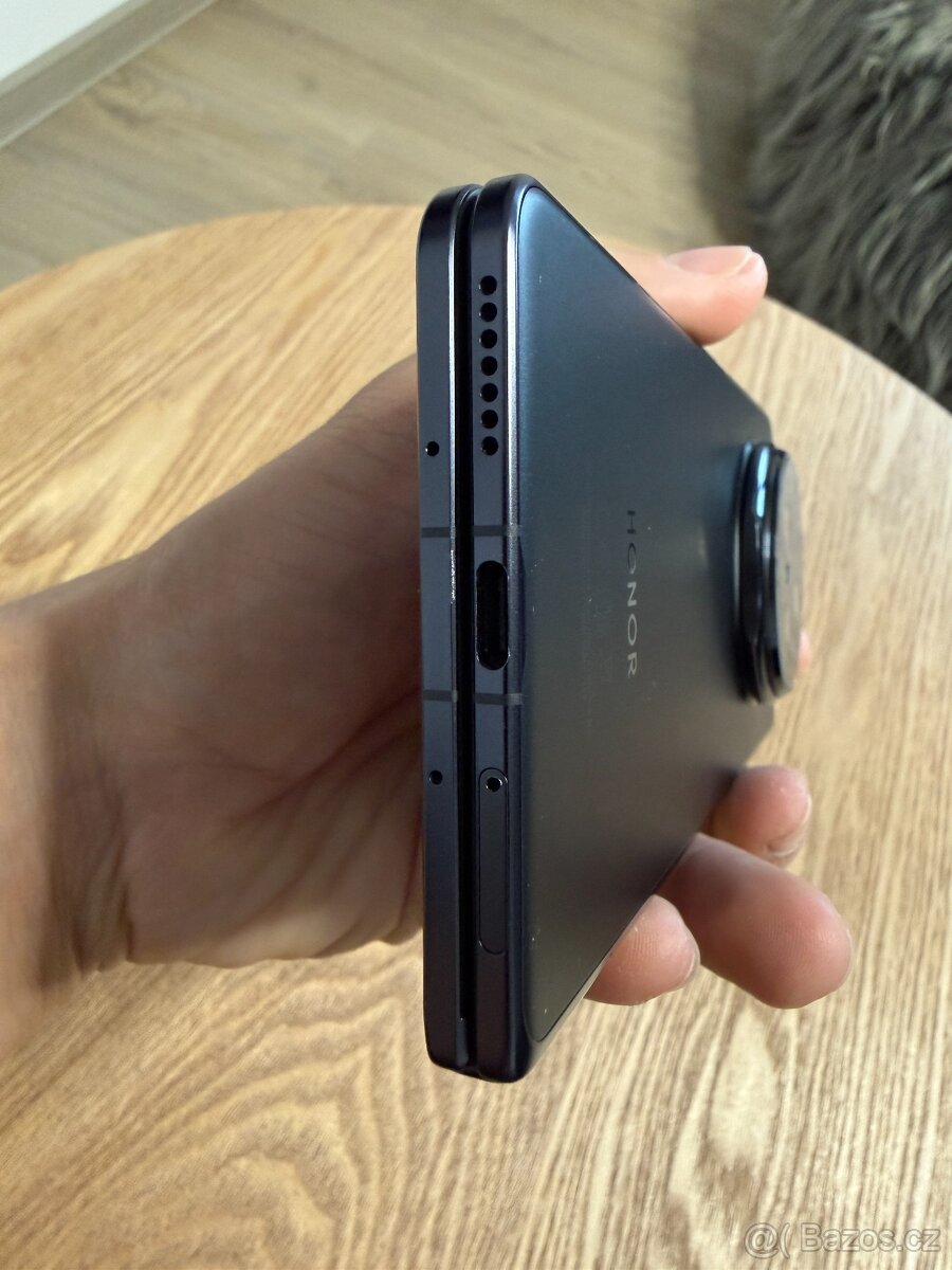 Honor Magic V5 + Honor nabíječka + další příslušenství - 6