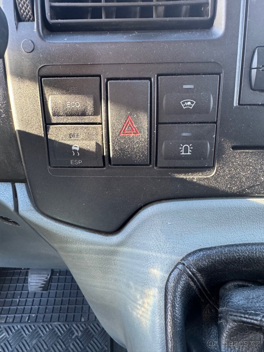 Prodám FORD TRANZIT/TOURNEO 2.2 74 KW MAXI najeto 110 tis. - 6