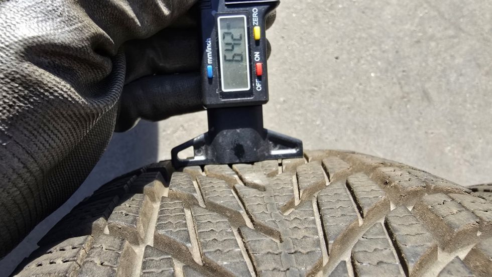 Zimní pneu 205/60/16 Good Year - 6