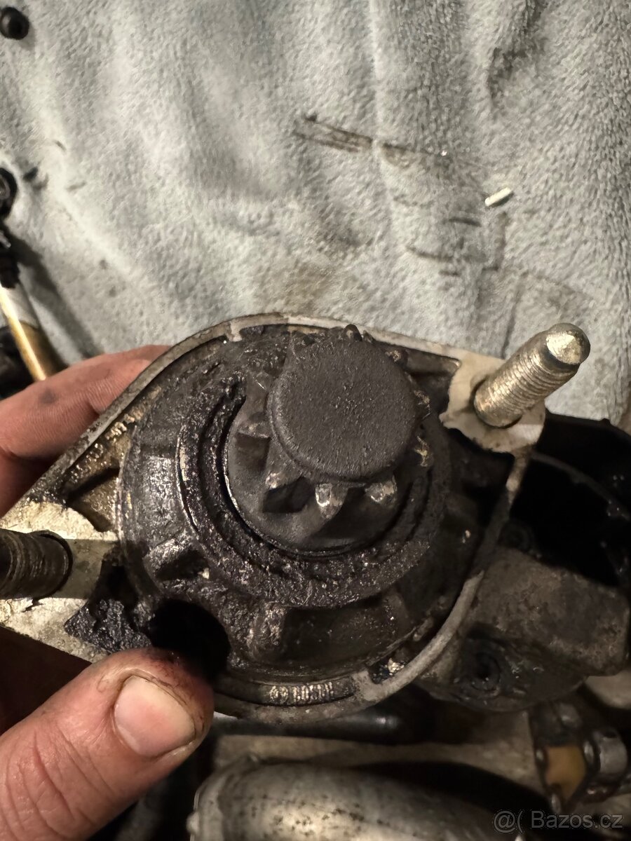 Motorové díly 2.5 TDi 128kw AXE - 6