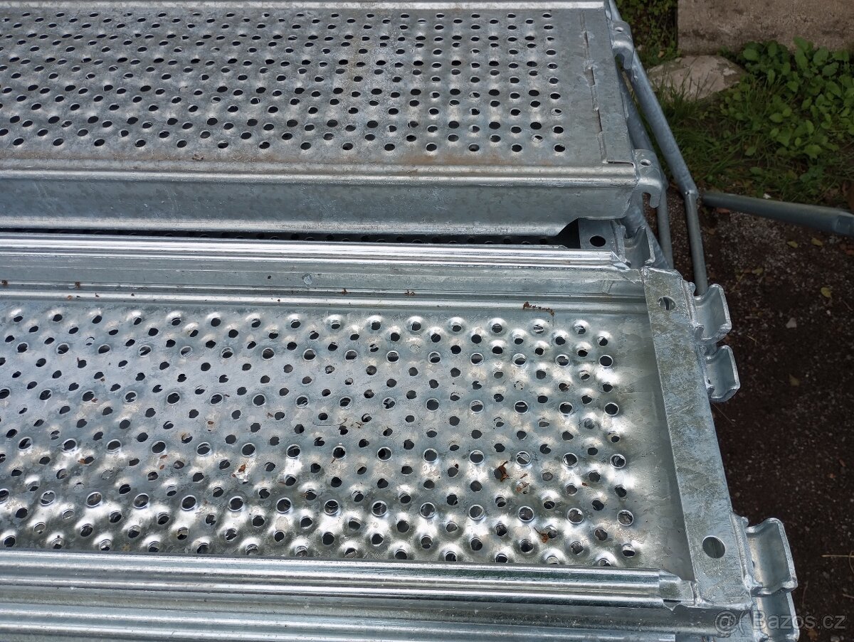 Prodám lešení L73 kompatibilní se sýstemy layher alfix bauma - 6