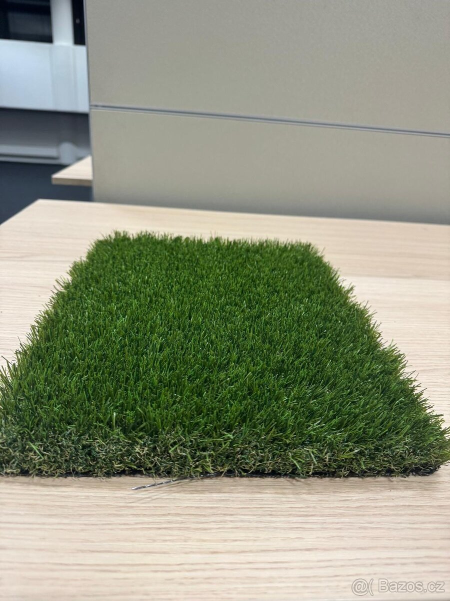 Umělý trávník 40mm výška. Luxusní jemný - 6