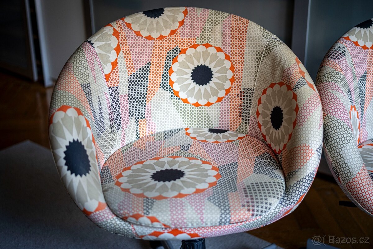 IKEA SKRUVSTA – otočná křesla na kolečkách (2 ks) - 6