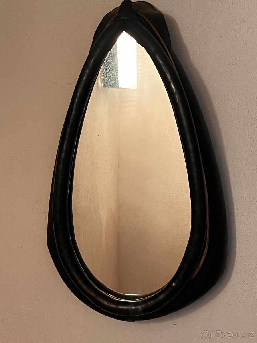 Starožitný nábytek — skříň židle… - 6