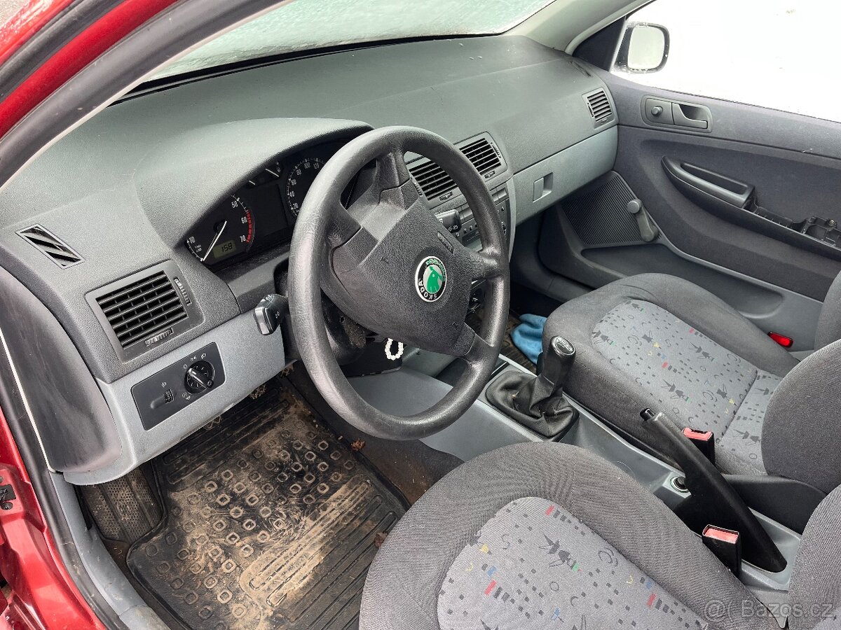 Škoda Fabia 1,4 MPI - 6