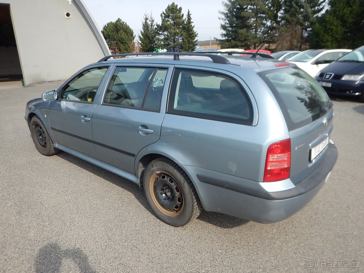 ŠKODA Octavia 1.6i - 6