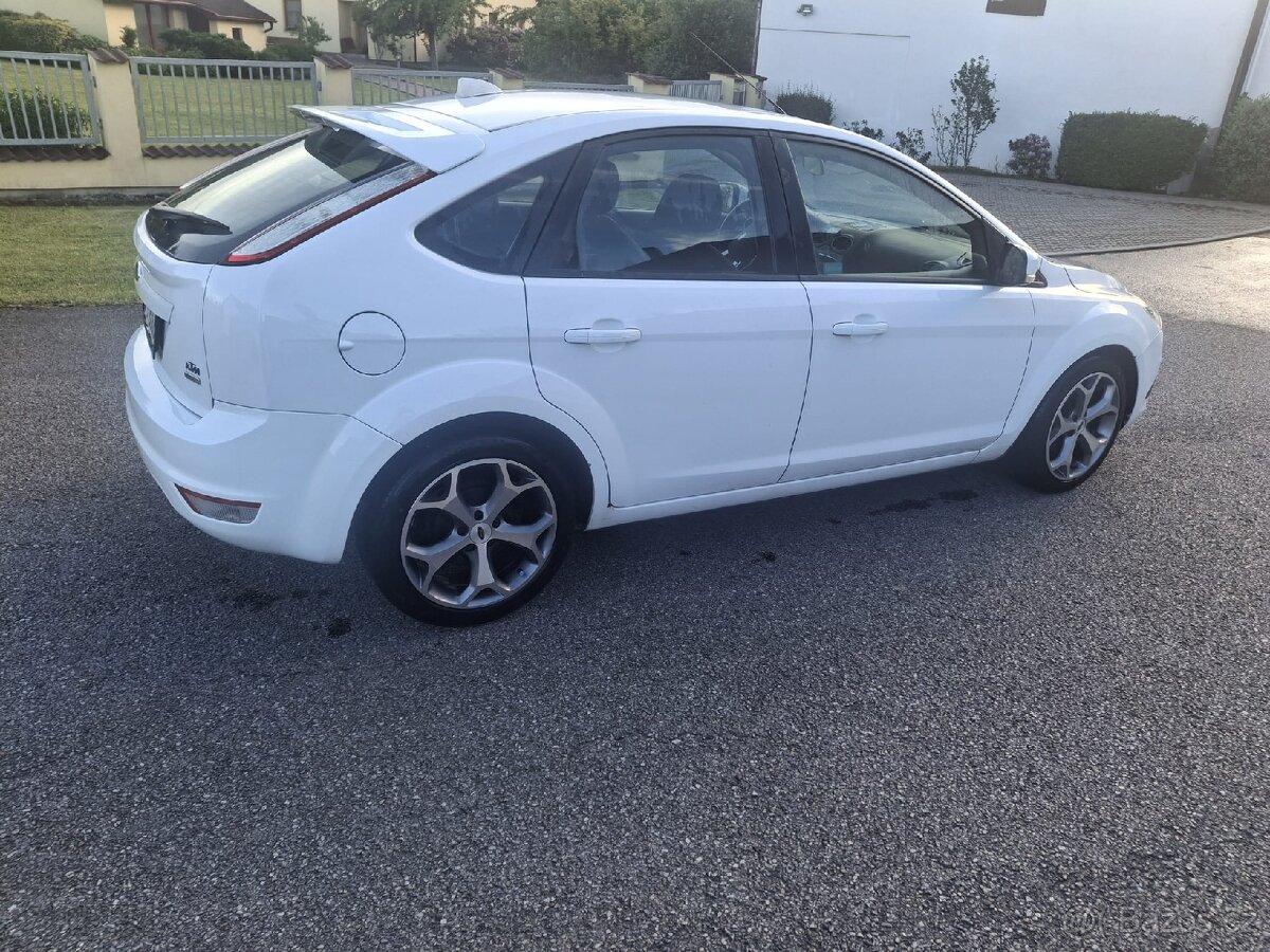 Ford Focus II - 6