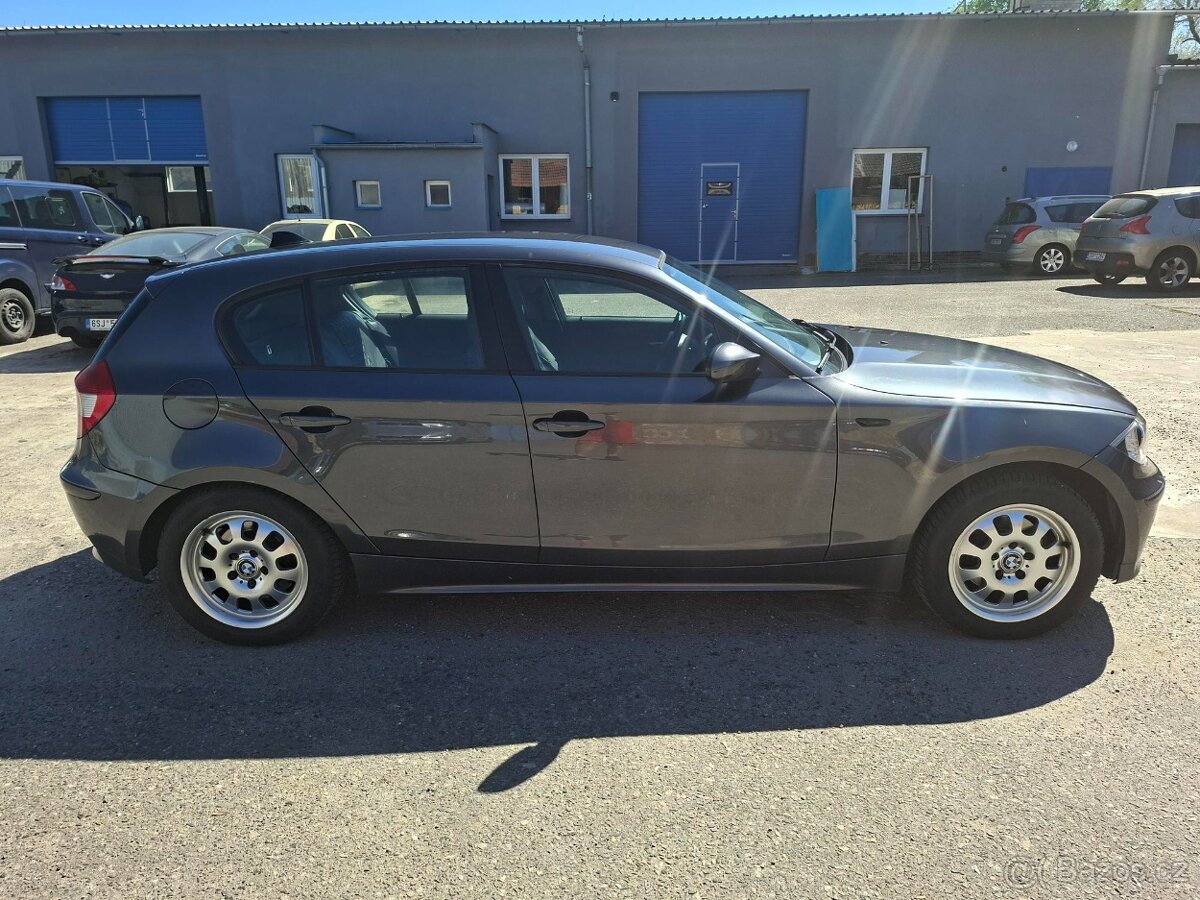 BMW 120d E87 2005 - 6
