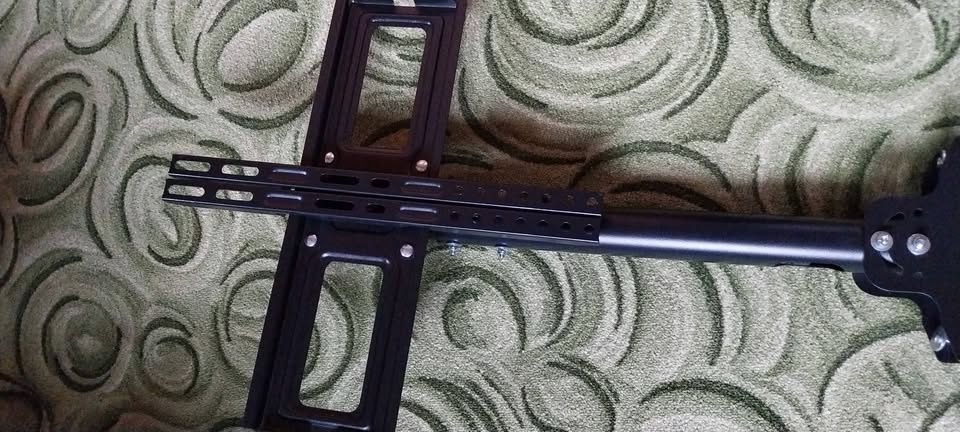 Thomson 32HE5606 + držák na strop - 6