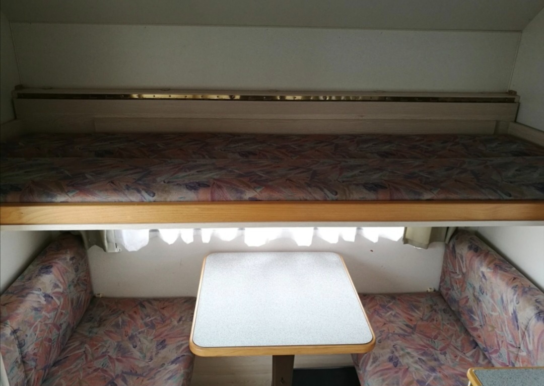 Karavan Knaus Country 430 - 6