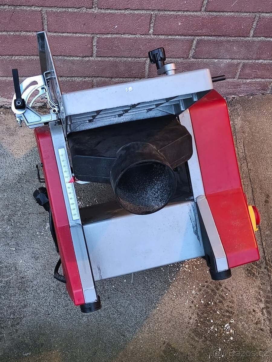 Prodám Hoblovku s protahem Einhell TH-SP 204 -1500W. - 6