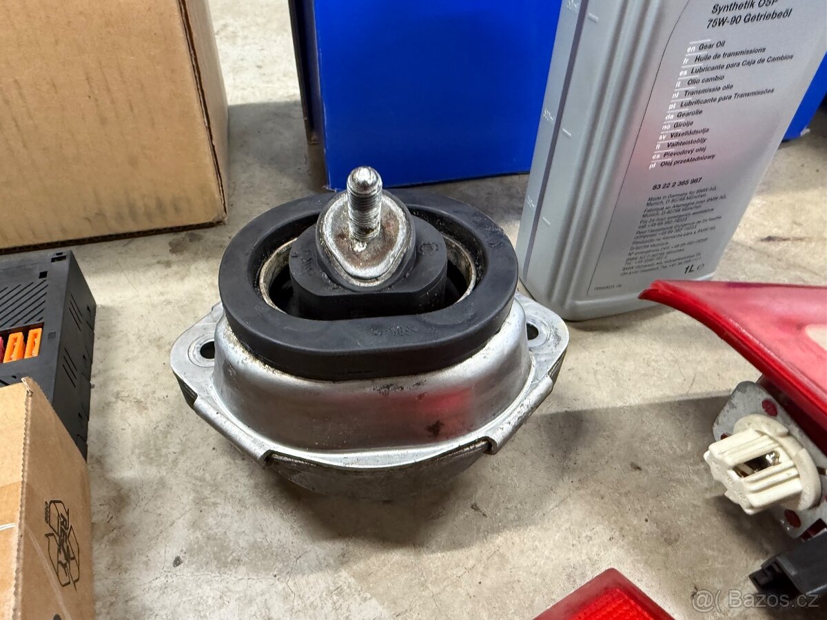 BMW X5 e53 4.8 is lemy - 6