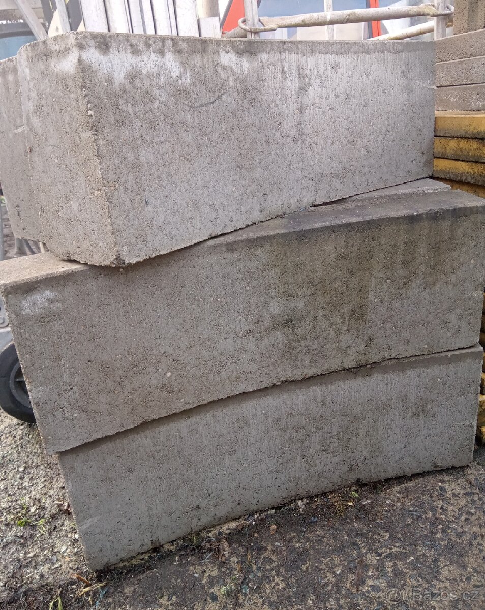 Betonové obrubníky - 6