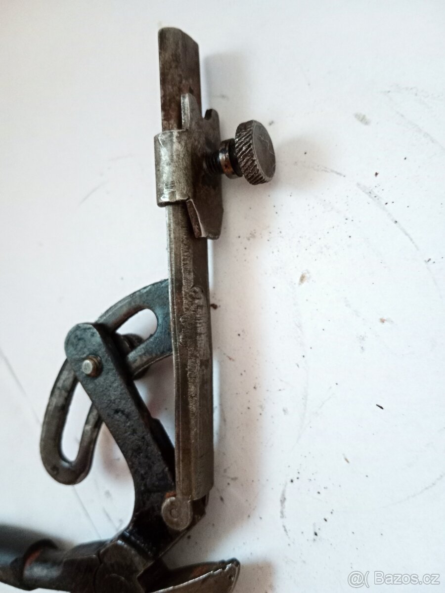 Šraňkovací kleště na pily - 6