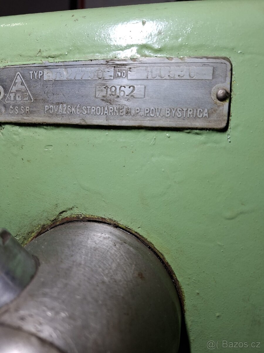 Soustruh SU32 / 750 - 6