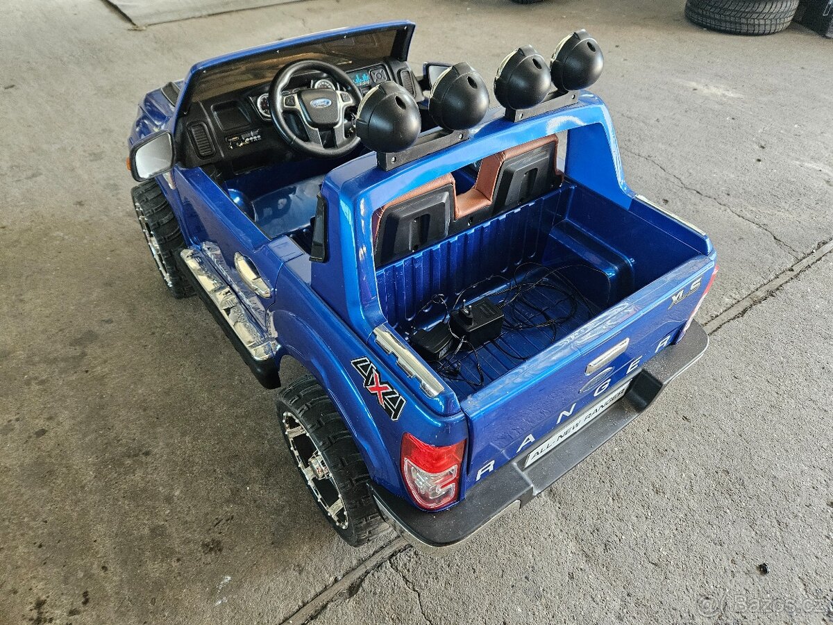 Elektické auto - minimálně používané - 6