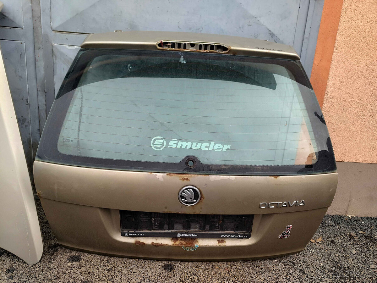 Karosářské díly Škoda Octavia II, 2 kombi 9201 - 6