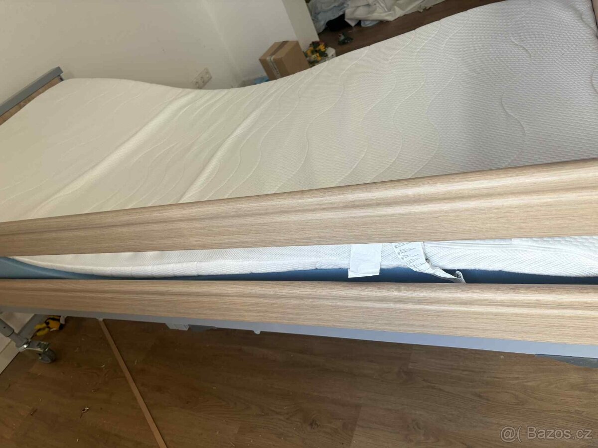 Polohovací postel - 6