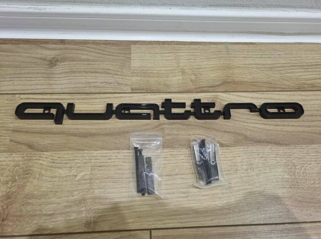 Audi QUATTRO NAPIS OZNACENIE LOGO DO MASKY - 6