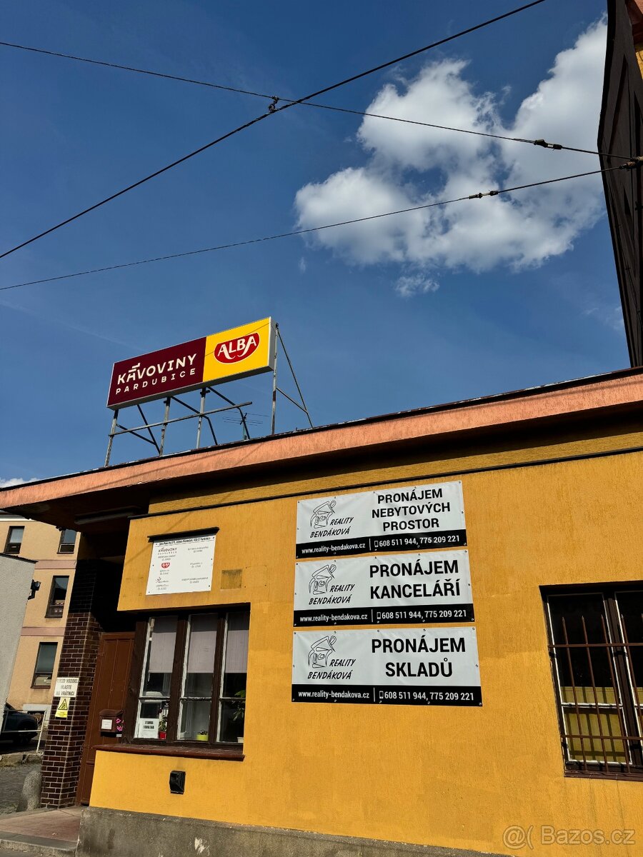 Pronájem kanceláře 20 m2 v centru Pardubic - Jana Palacha - 6