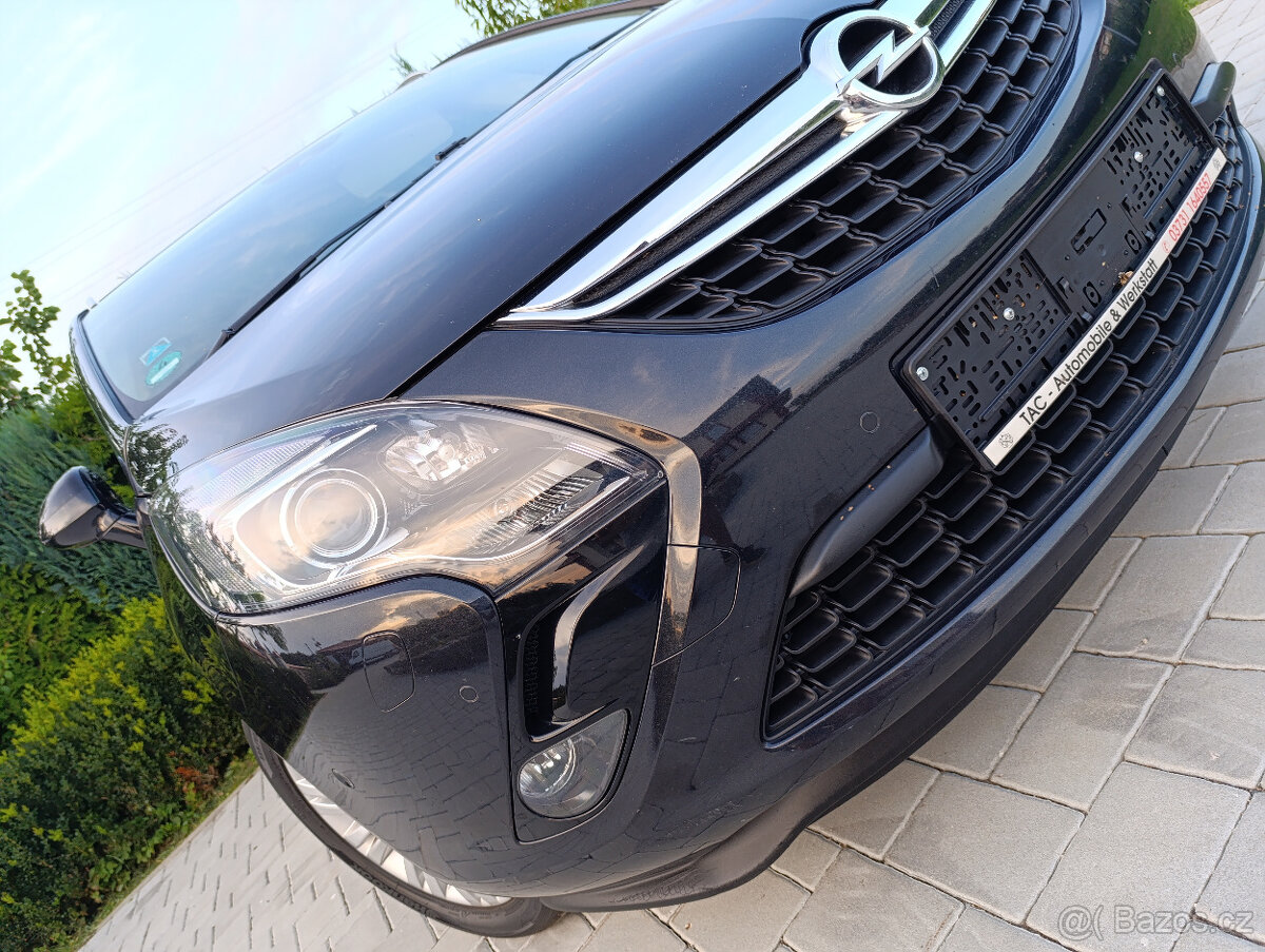 Opel Zafira Tourer 1.6 CDTi 100 KW, TOP VÝBAVA A STAV - 6
