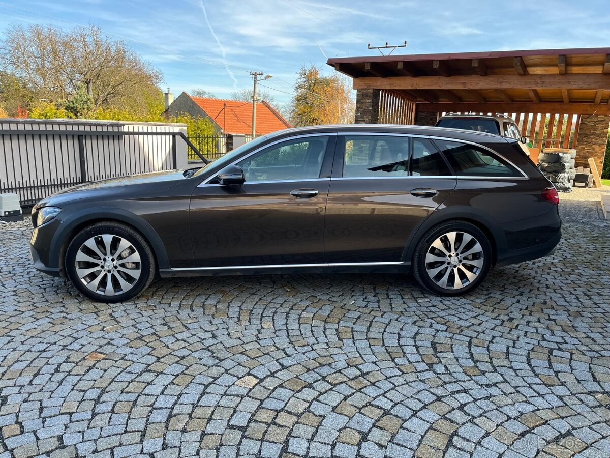 Mercedes Benz E 350d all terrain 4Matic - 6
