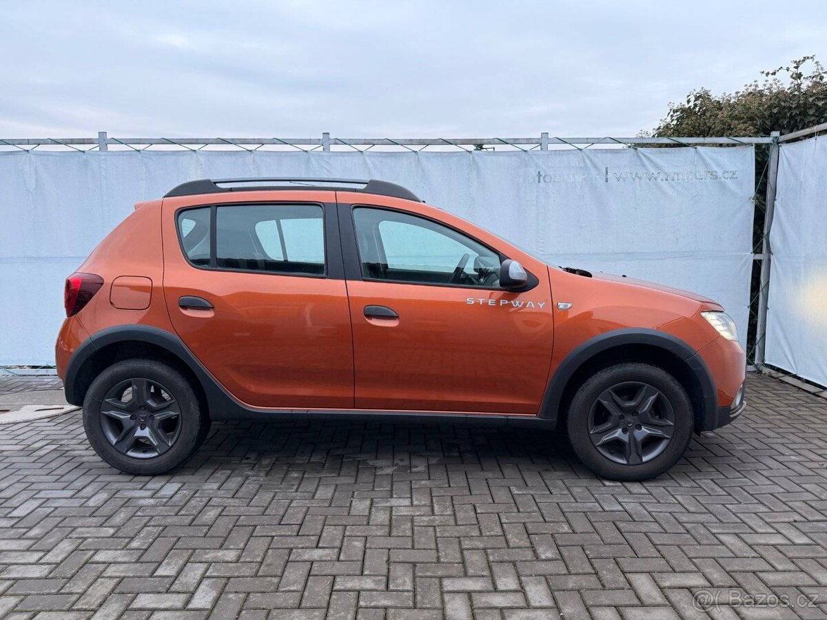 Dacia Sandero, 66kW, 1.Maj, ČR, SERVIS DACIA - 6