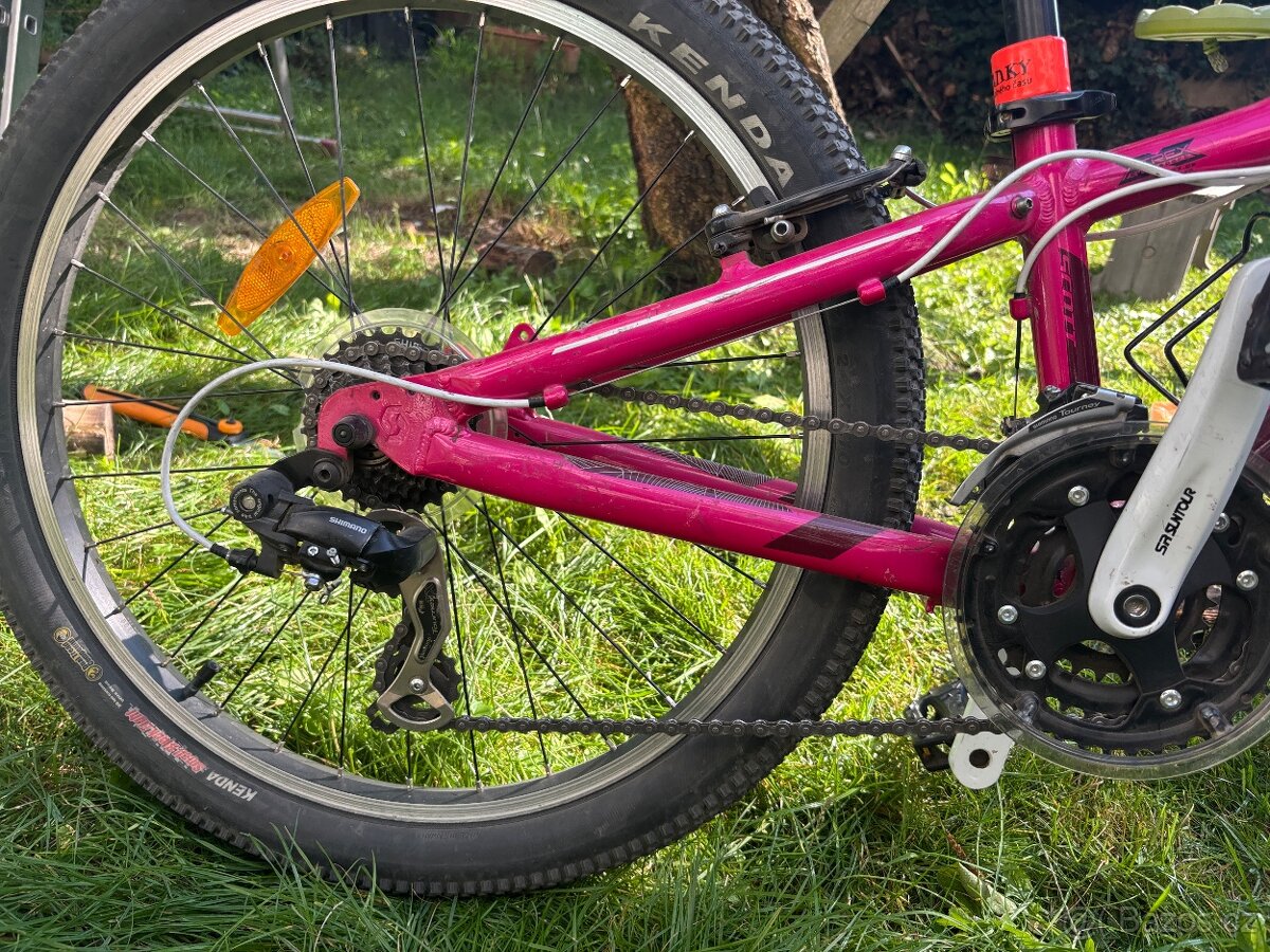 Dívčí kolo Scott Contessa 24 - 6