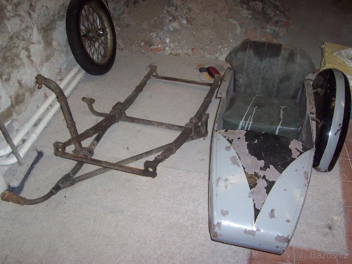 PODVOZEK SIDECARU - 6