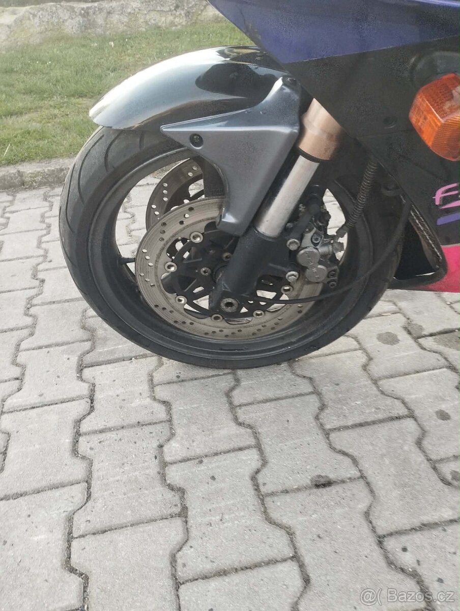 ZXR 400 - 6