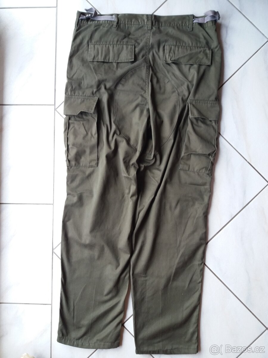 Pánské volnočasové kalhoty vel.L - 6