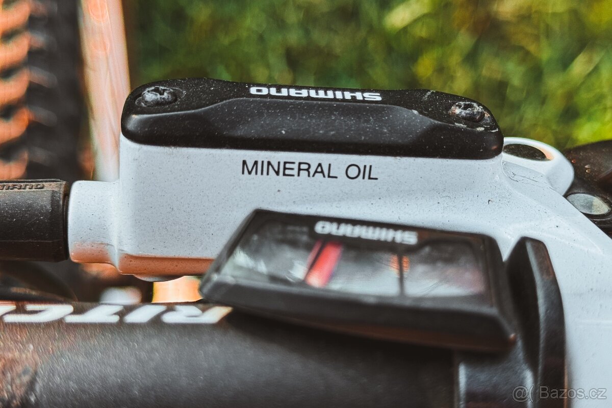 Horské kolo Kellys Magnus XC - výbava Shimano SLX/DEORE - 6