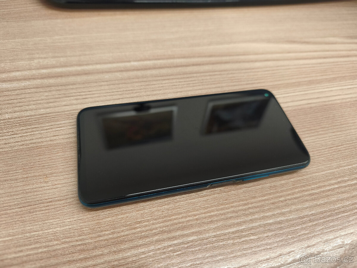 Honor 20 Pro 8GB 256GB Phantom Blue + skla a kryty ZÁVADA - 6