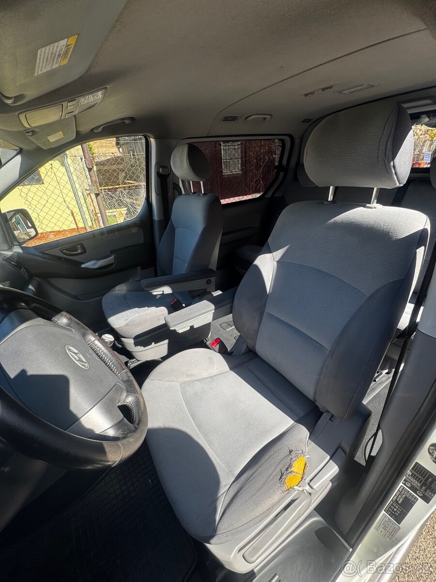 Hyundai H-1 2.5 CRDi - 6