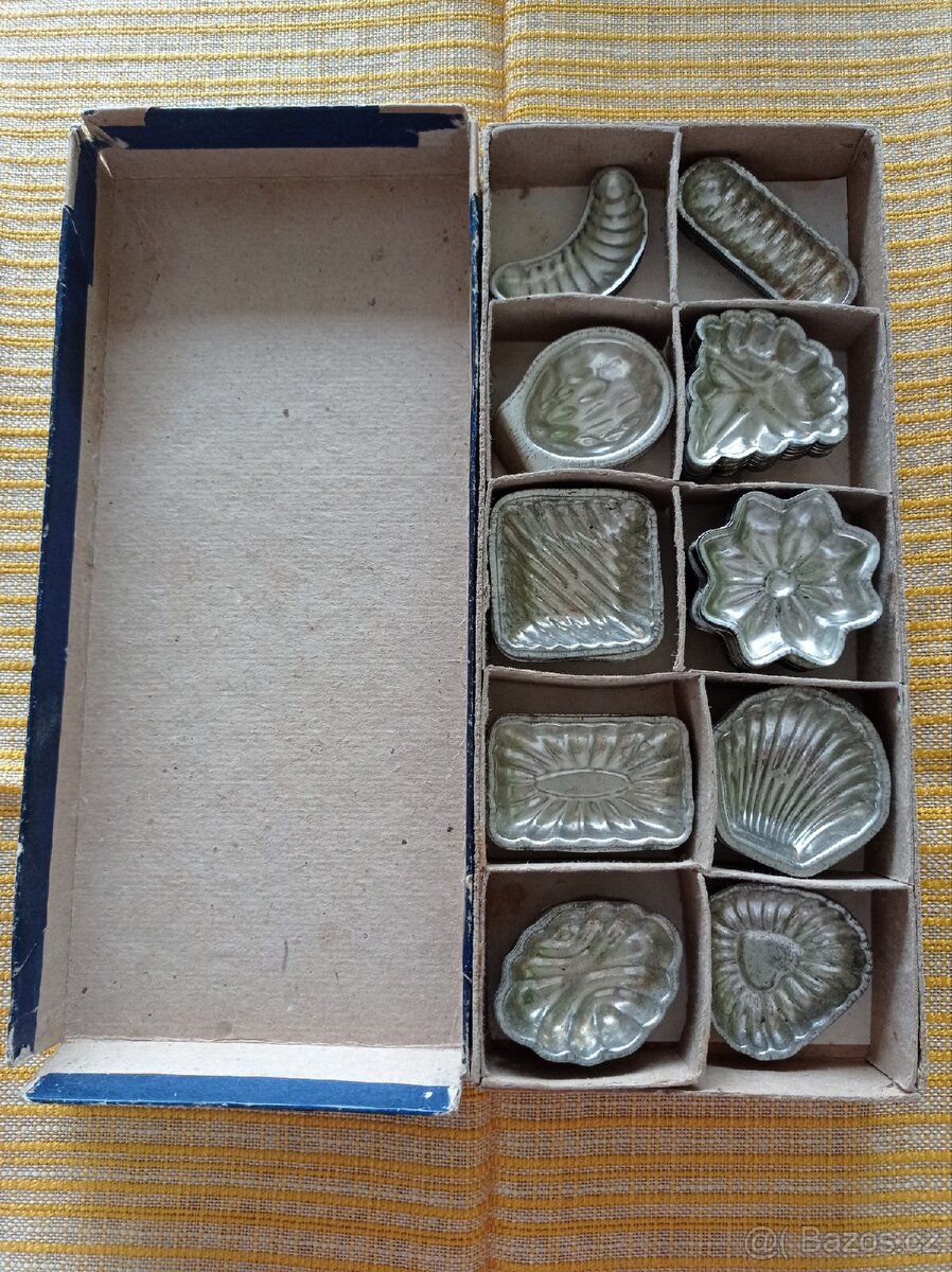 Formičky na pečení, vykrajovátka - 6