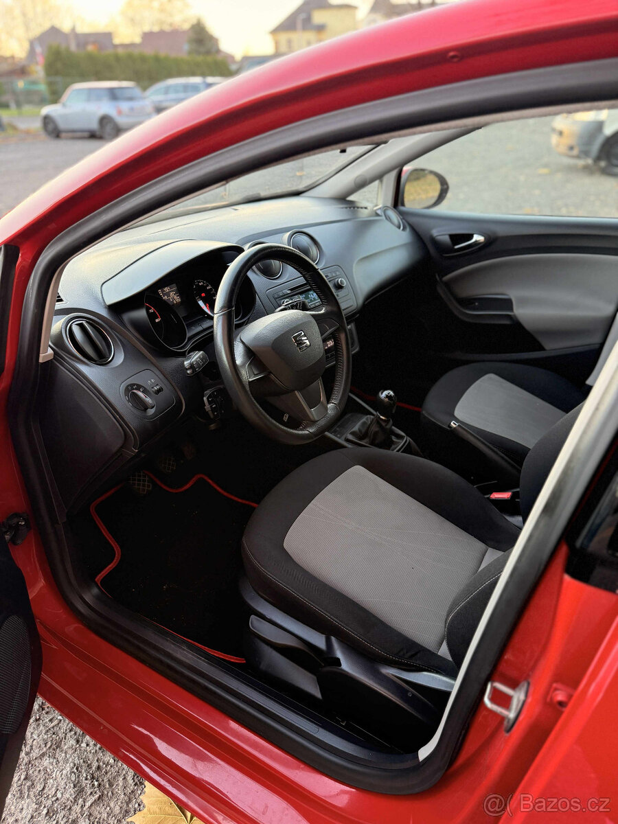 Seat Ibiza 1.2, 2014, 51kw, benzín, 67000 najeto - 6