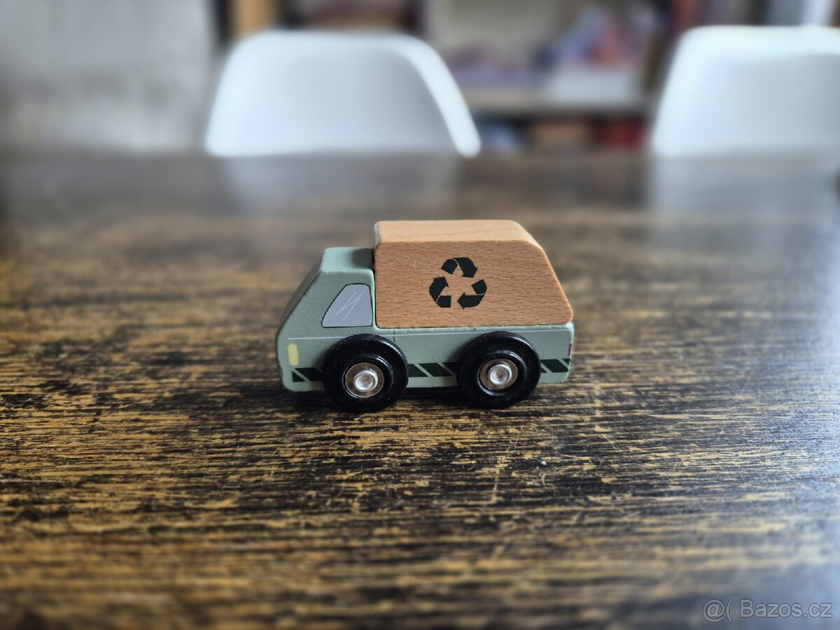 Autíčka na dřevěné koleje - 6