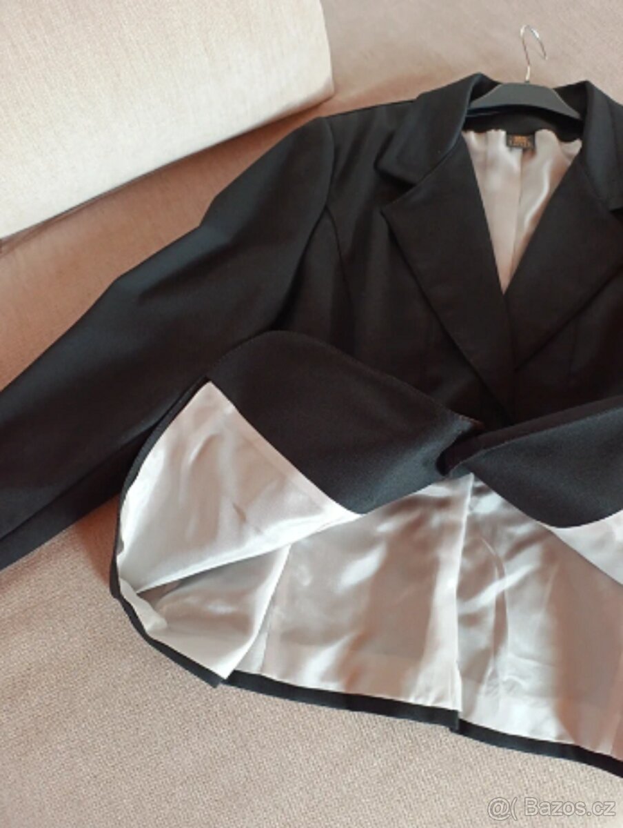 Krásné dámské černé sako v.44 - 6