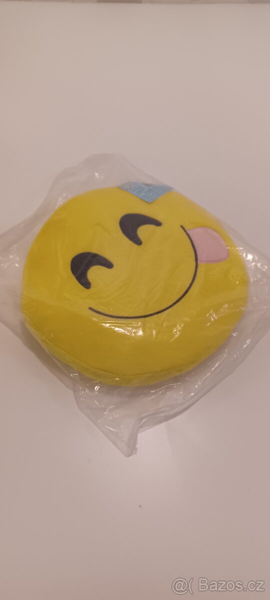 Plyšový polštář Emoji 30 cm - 6