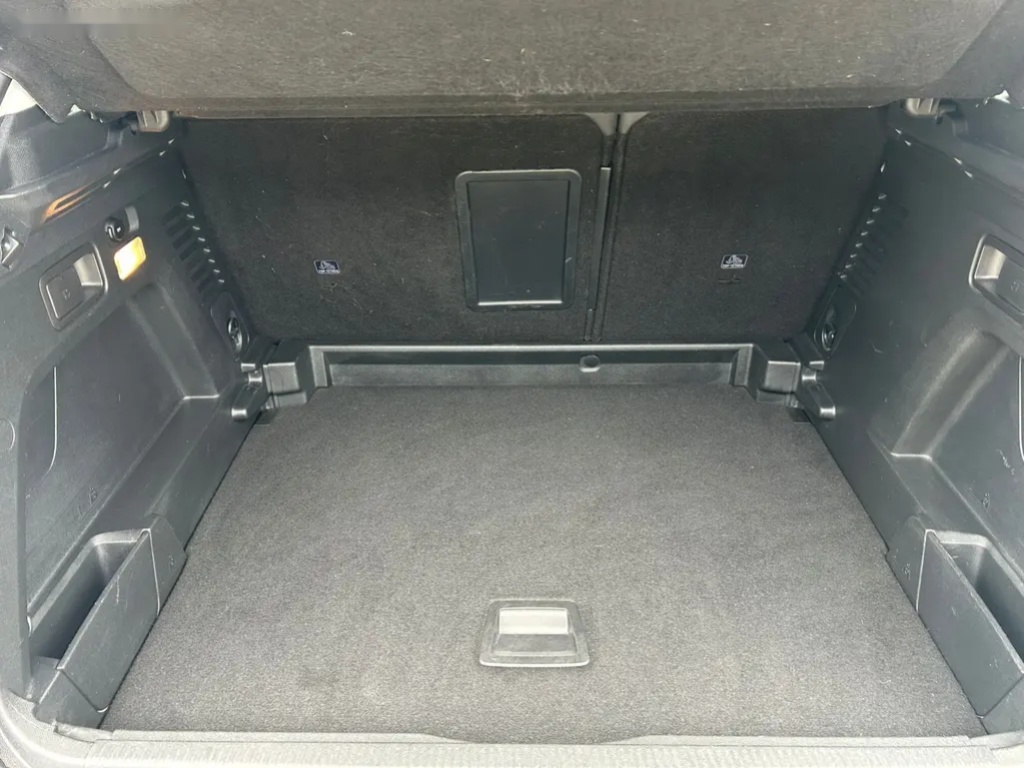 Peugeot 3008, ALLURE 1.5BHDi 130 EAT8 DPH - 6