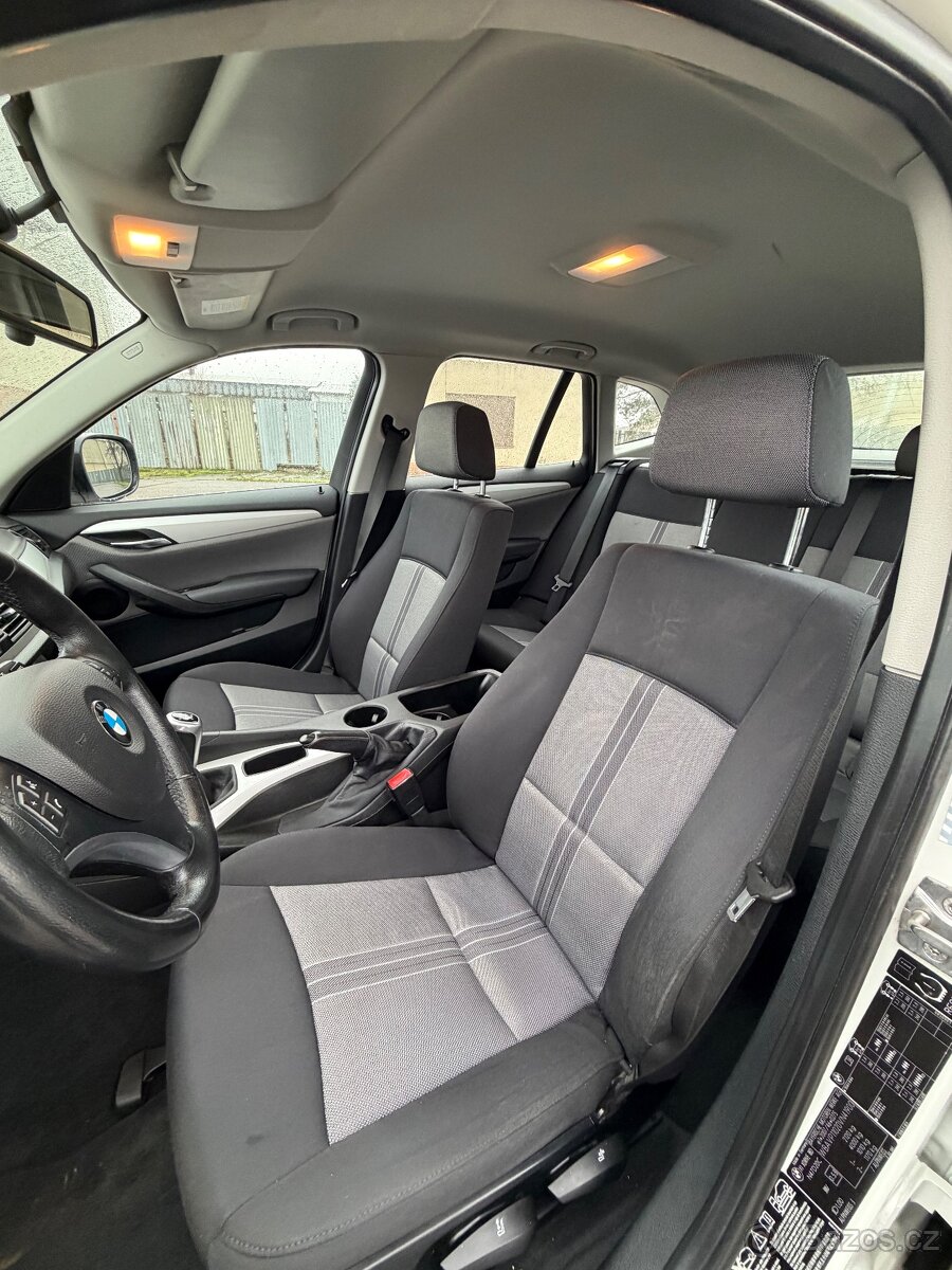 BMW X1 xDrive 18d - 6