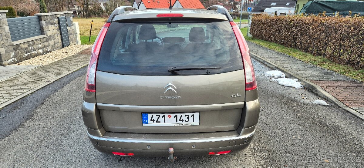 Citroen C4 Picasso 1.6i 16V 88Kw 61 740km TZ 7míst nové v ČR - 6