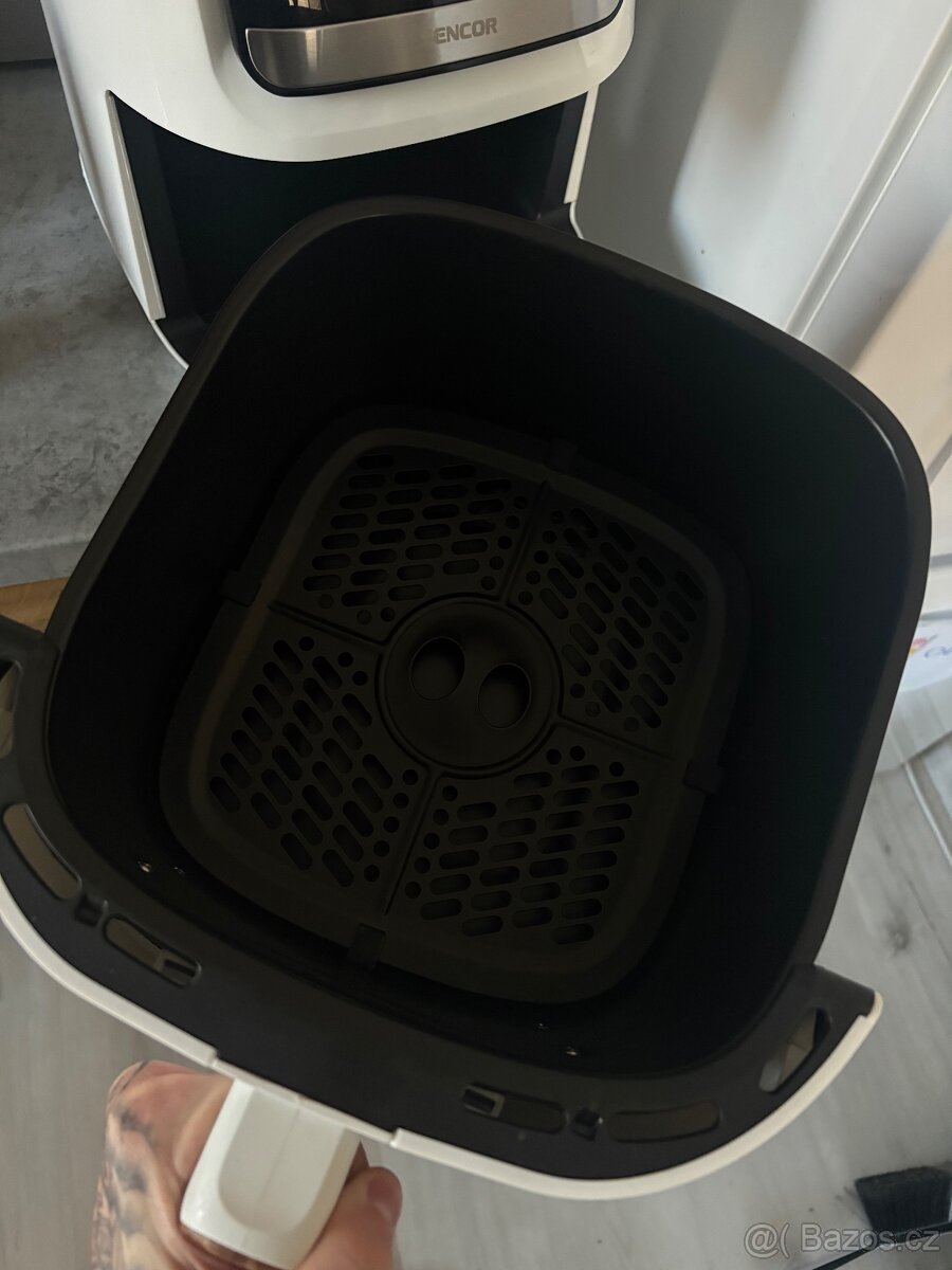 Horkovzdušná friteza - 6