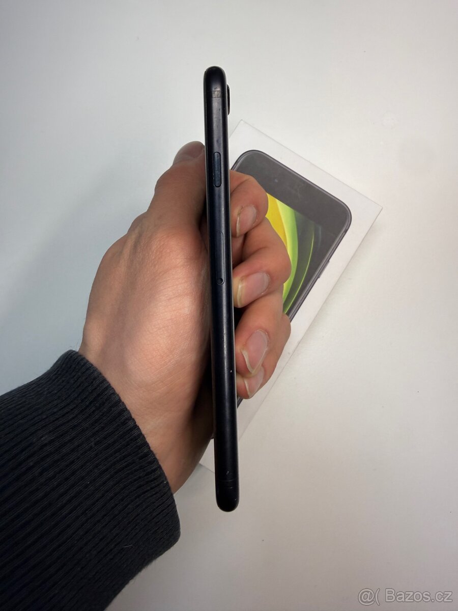 Apple iPhone SE (2020) – 64 GB, černý - 6