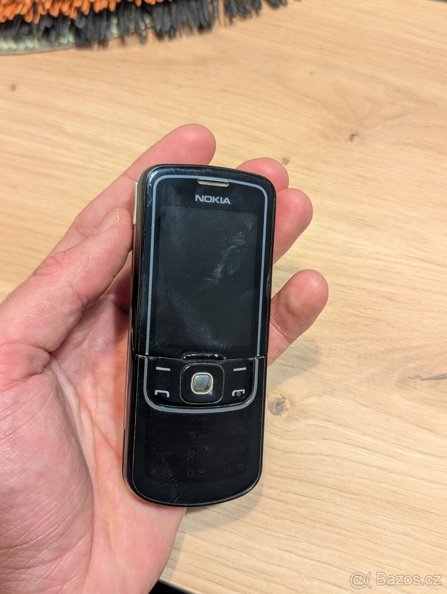 Nokia 8600 Luna - plně funkční - 6