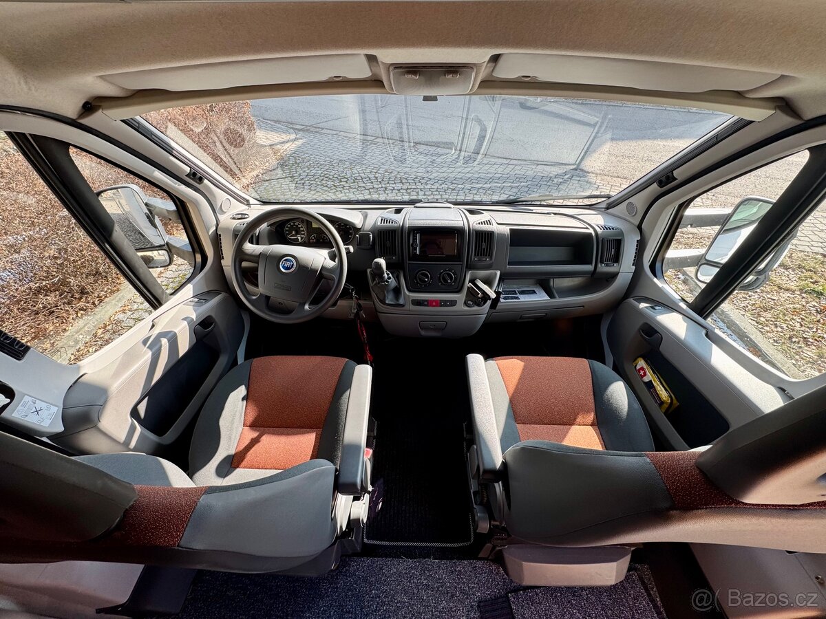 Obytné auto LMC LIBERTY 2007 - 6