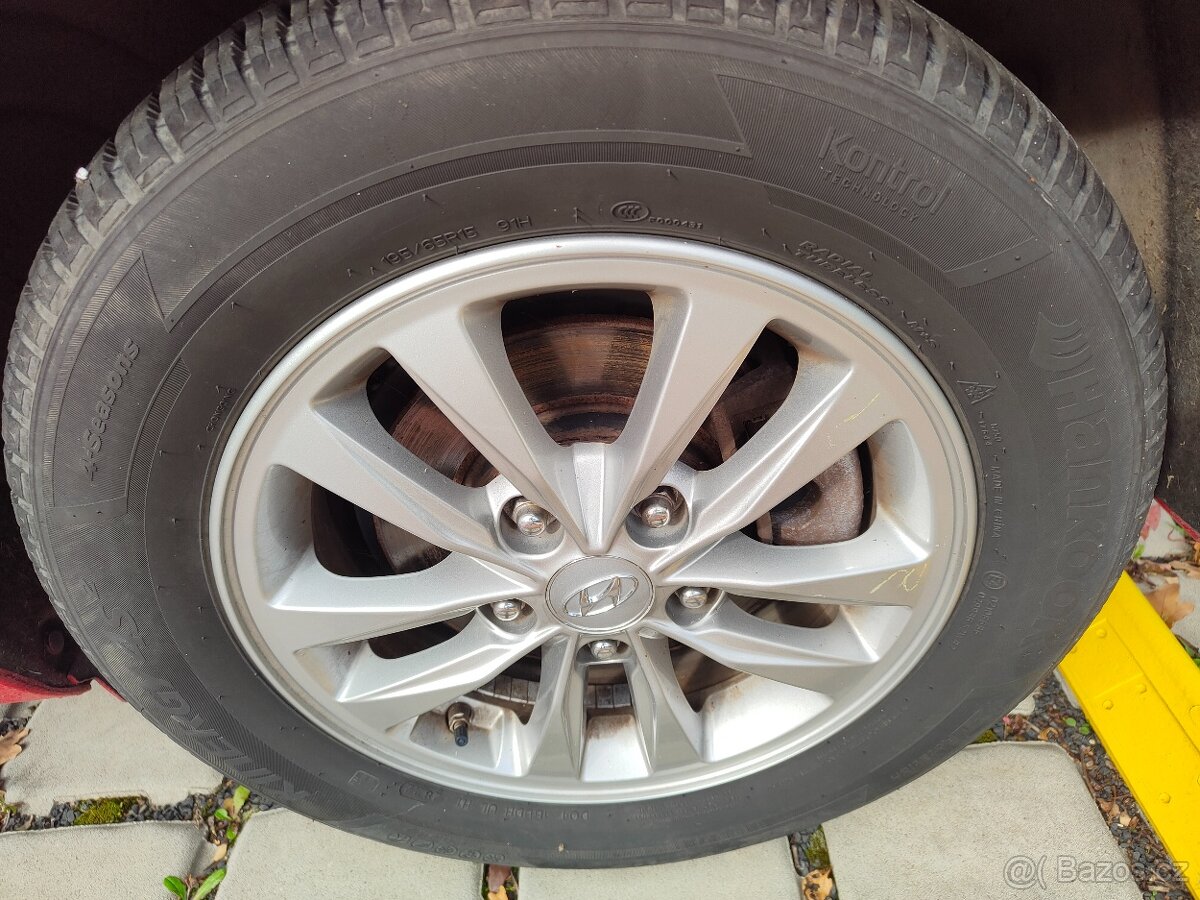 hyundai i30 combi RESERVOVÁNO , 2017 88kw málo najeto - 6