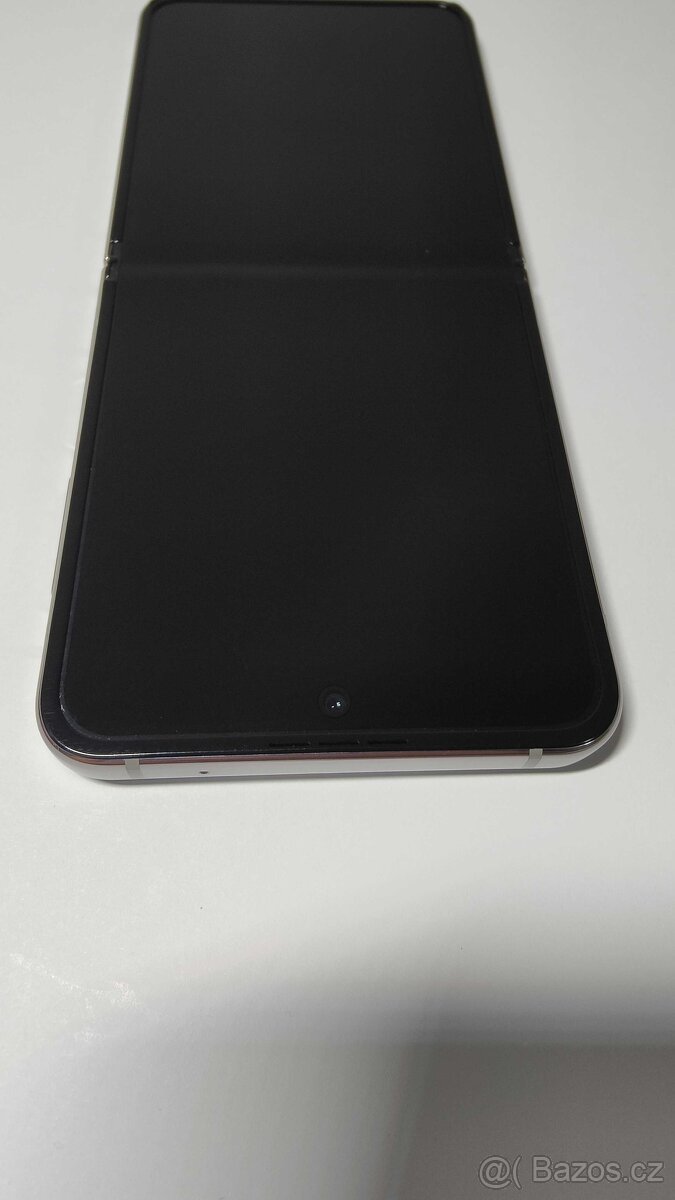 Samsung Galaxy Z Flip4 5G (F721B) 8GB/256GB, Bespoke Edition - 6