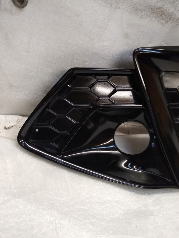 Mřížky nárazníku AUDI A4 S4 B9 face S-line - 6